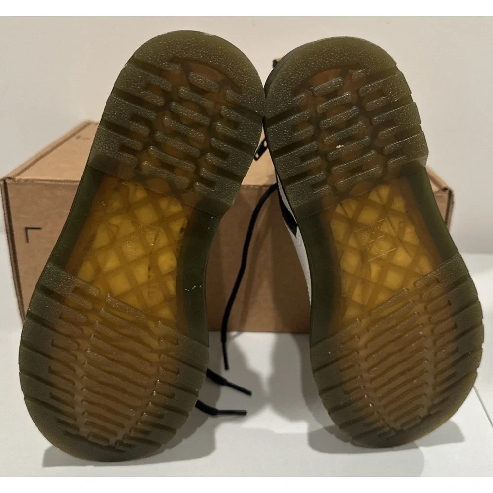 Dr. Martens pre owned